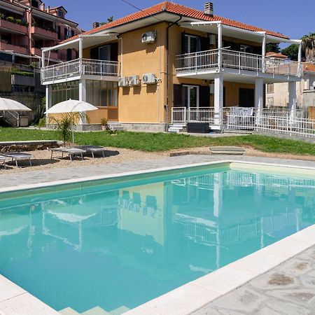 Il Gattino Di Porto - Apt 6 - Monolocale Terrazzo Piscina インペリア エクステリア 写真