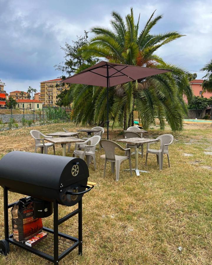Il Gattino Di Porto - Apt 6 - Monolocale Terrazzo Piscina インペリア エクステリア 写真