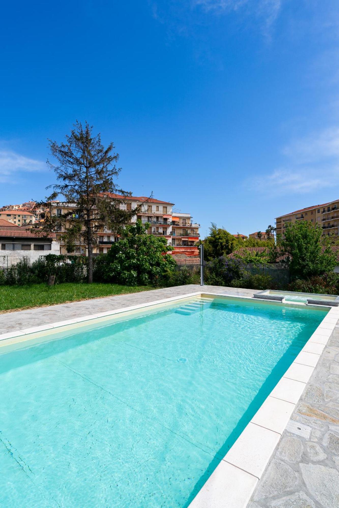Il Gattino Di Porto - Apt 6 - Monolocale Terrazzo Piscina インペリア エクステリア 写真