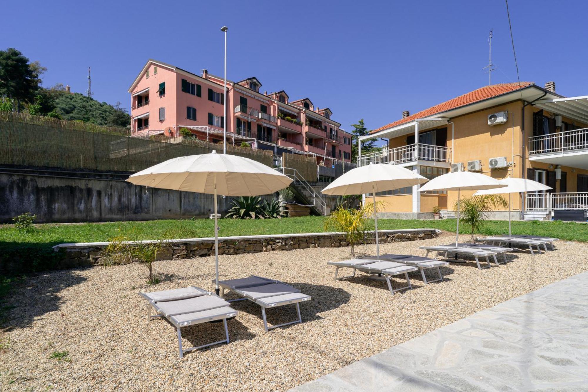 Il Gattino Di Porto - Apt 6 - Monolocale Terrazzo Piscina インペリア エクステリア 写真